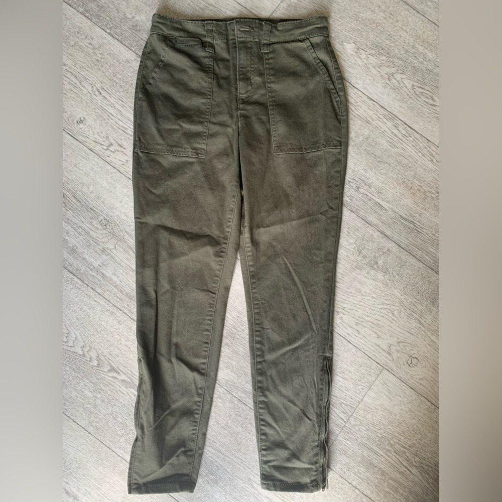 Social Standard By Sanctuary Women’s Olive Green Pants Size 2